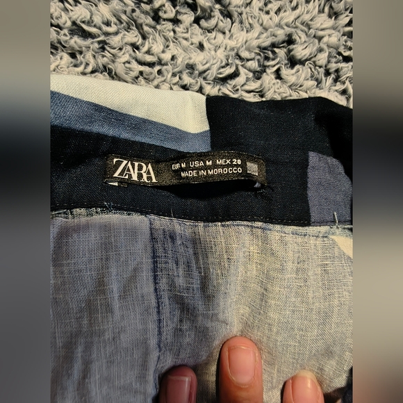 Geometric Patterned Button-Up Dress - Picture 8 of 8